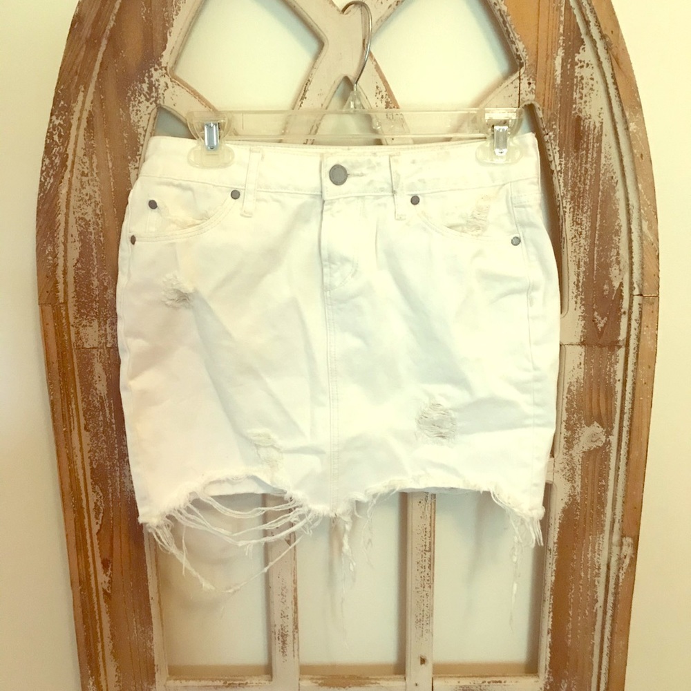 White denim mini skirt